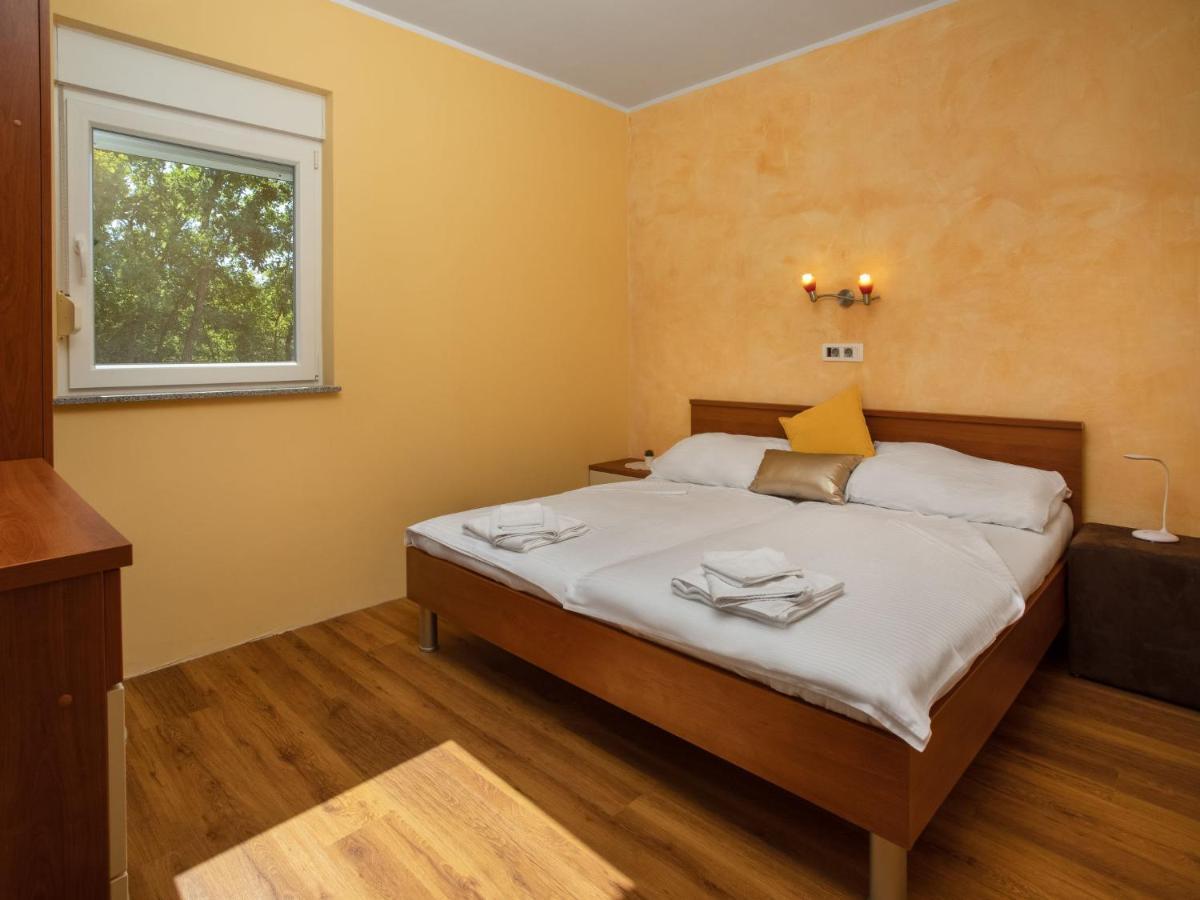 Holiday Home Lavendel - Mlk159 By Interhome Dobrinj Dış mekan fotoğraf