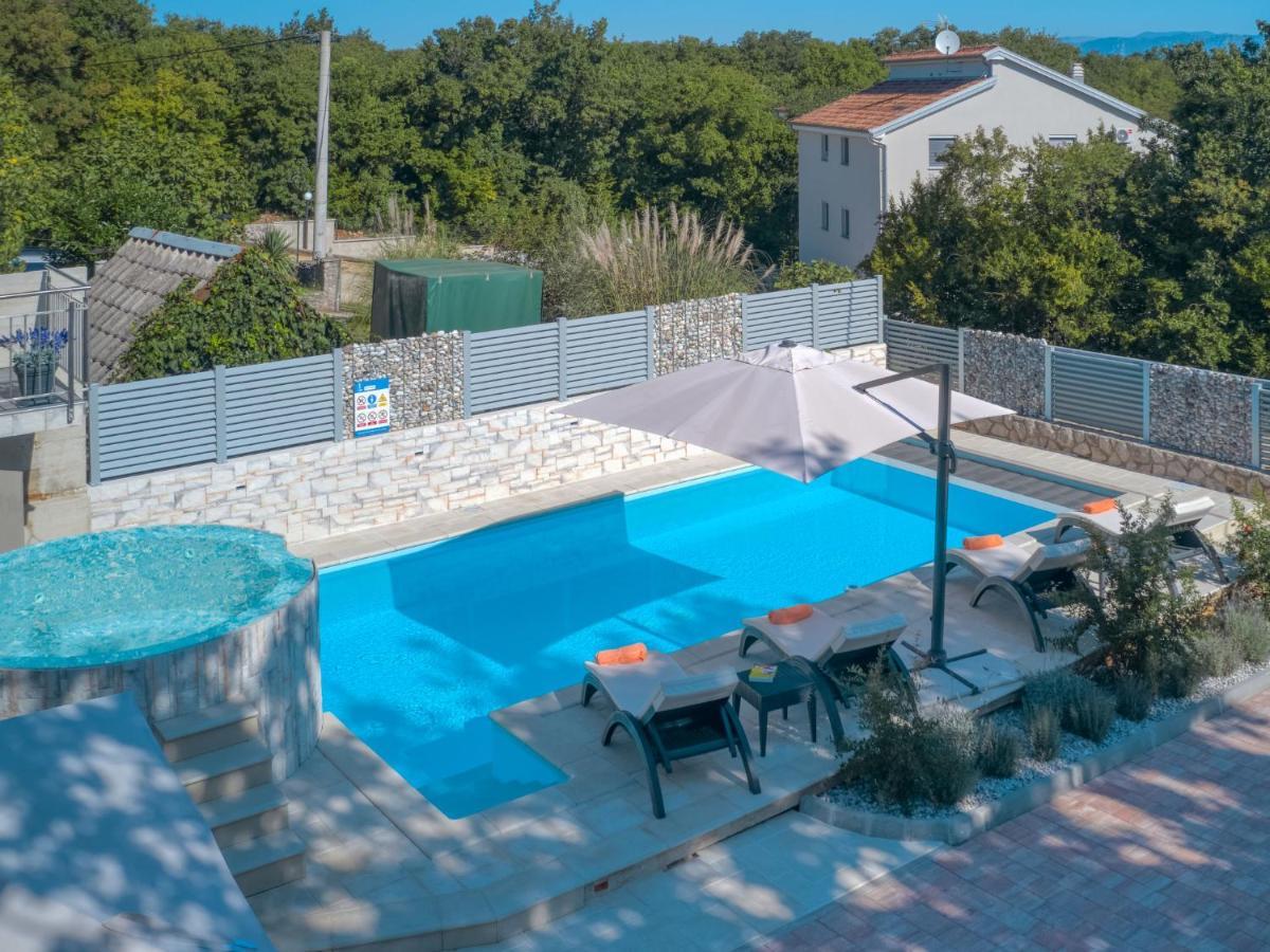 Holiday Home Lavendel - Mlk159 By Interhome Dobrinj Dış mekan fotoğraf